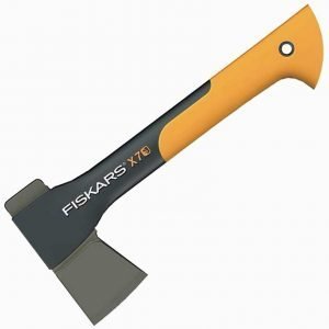 Fiskars X7 Retkikirves